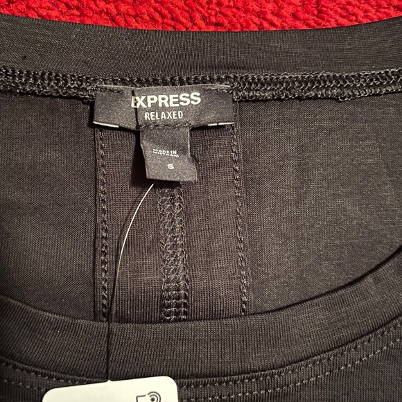 NWT Express Supersoft Relaxed Crew Neck Tee - Picture 4 of 6